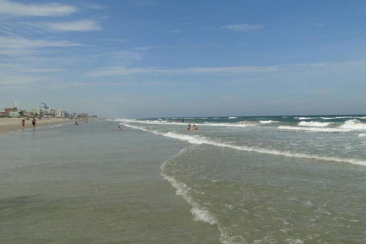 Tranquilidade A Alguns Passos Da Praia - Churrasqueira, Super Wi-Fi! Matinhos Eksteriør bilde